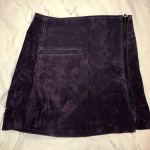 Blank NYC dark purple suede skirt